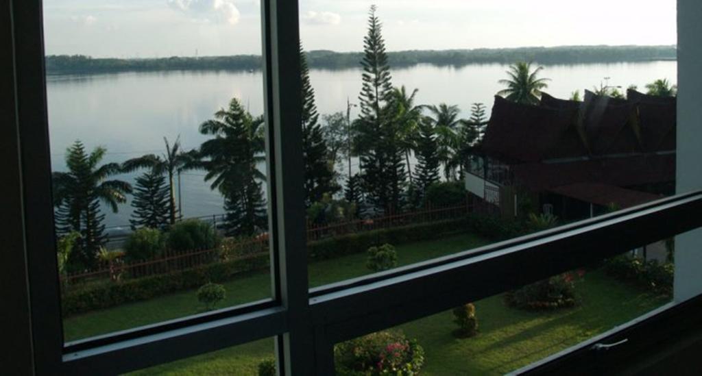 Hotel Straits View Jb